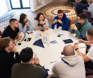 Програми для розвитку soft skills команди